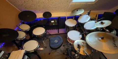 Drummer zoekt (allround) coverband regio Deventer / Zutphen / Apeldoorn