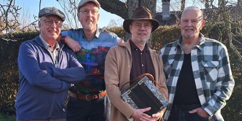 Bluesband (regio Tilburg - Eindhoven) zoekt zanger(es)