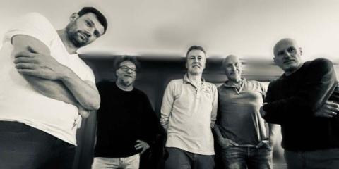 Well Done (nog steeds) op zoek naar een bassist
