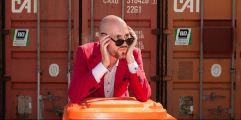 (multi) instrumentalist gezocht voor liedjesprogramma over dierenactivist