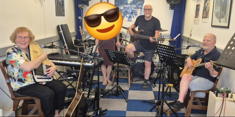 50+ zanger/es gezocht voor recreatief muziek maken