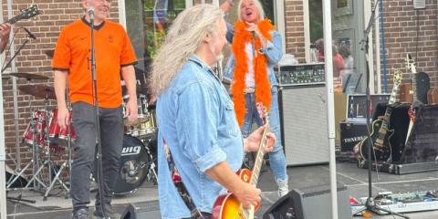 Gezocht; Rockbitch!!