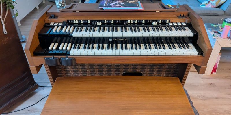 Looking for a Hammond player to jam with (organ included)