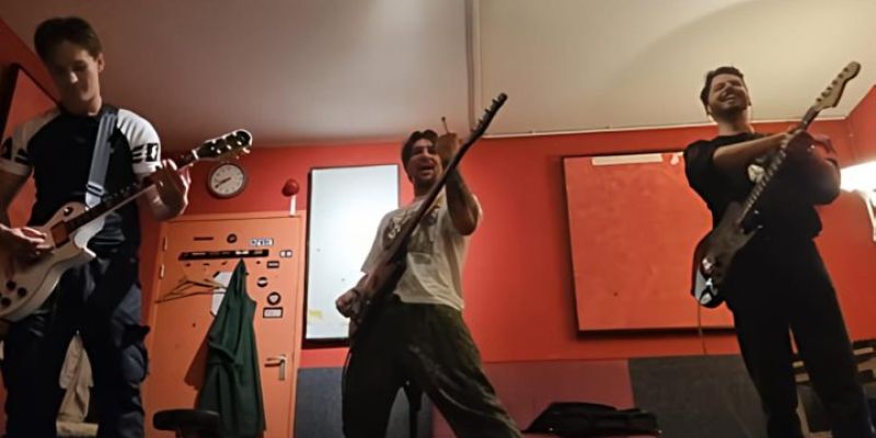 GEZOCHT: Metal/Hardcore drummer (25-35 jaar) – Repeteren in Breda